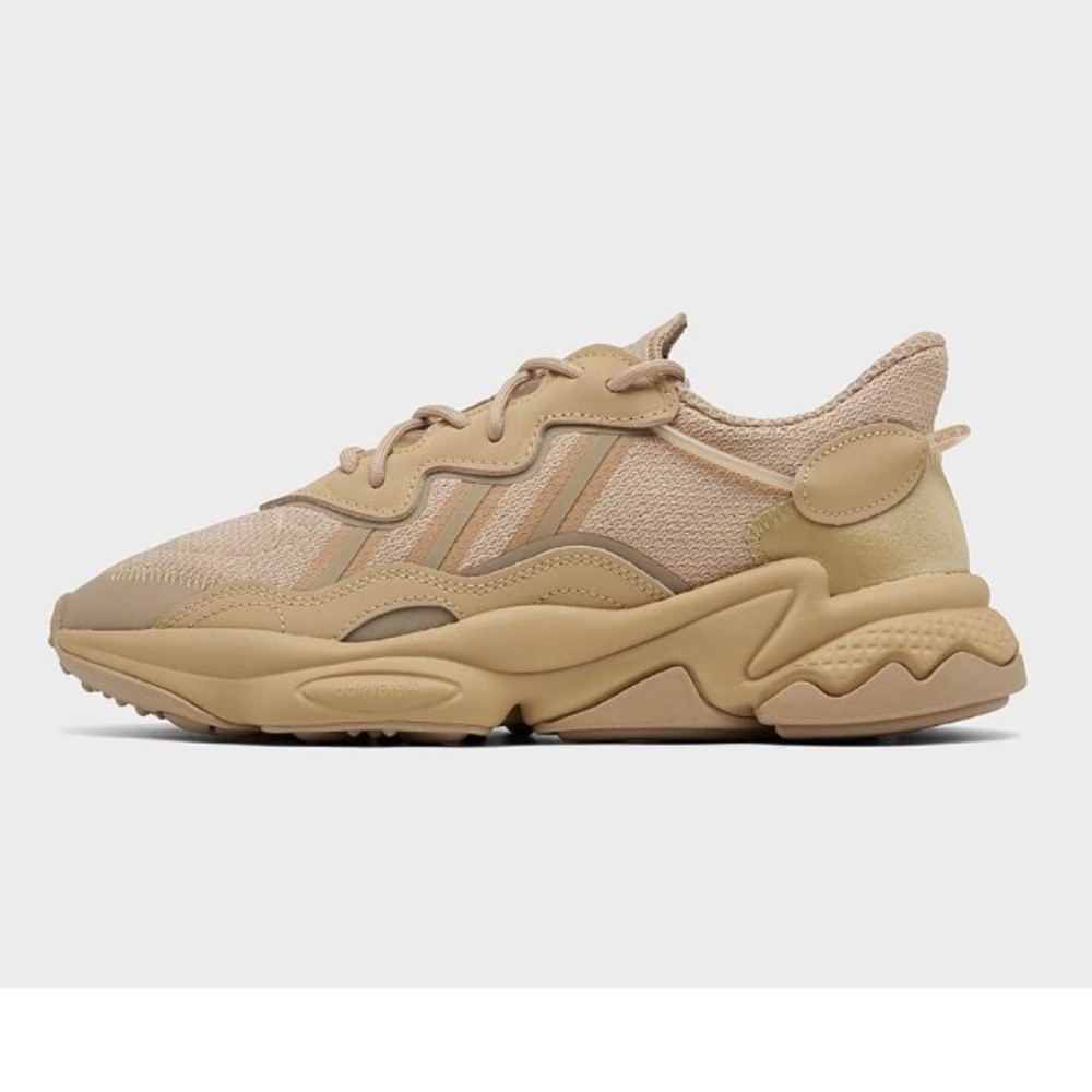 Women’s Originals Ozweego Casual Shoes